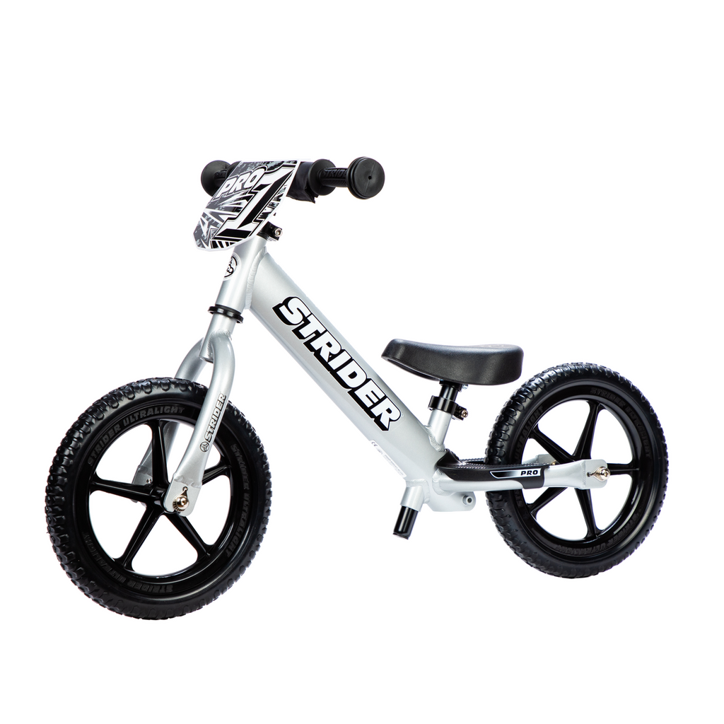 Black strider online balance bike
