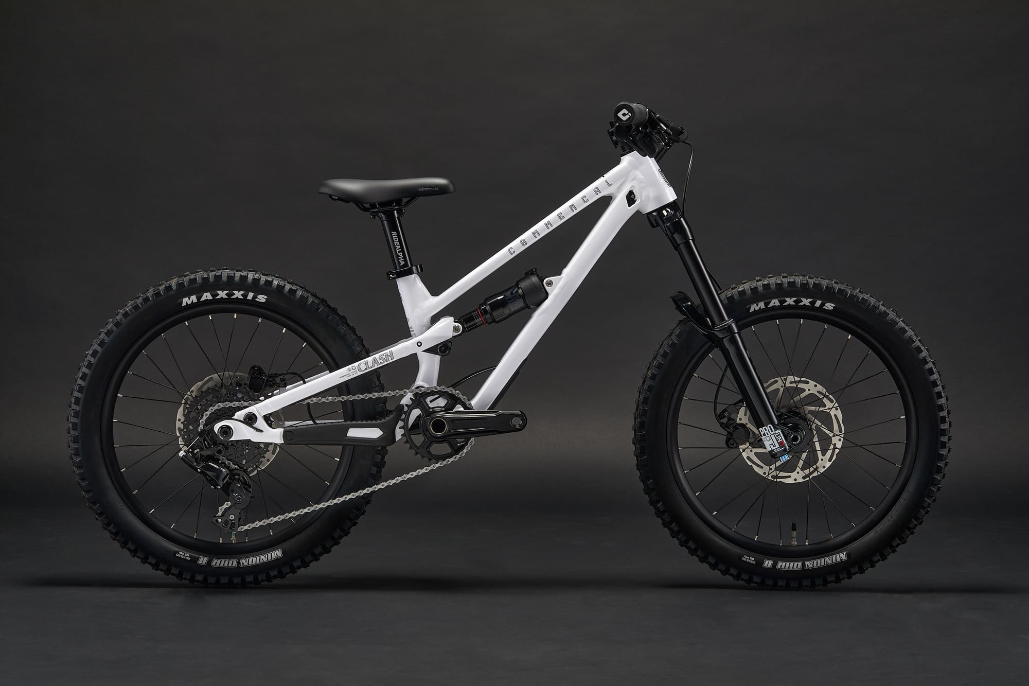 Commencal Kids Clash 20 Mountain Bike 2026 — Ready Set Pedal