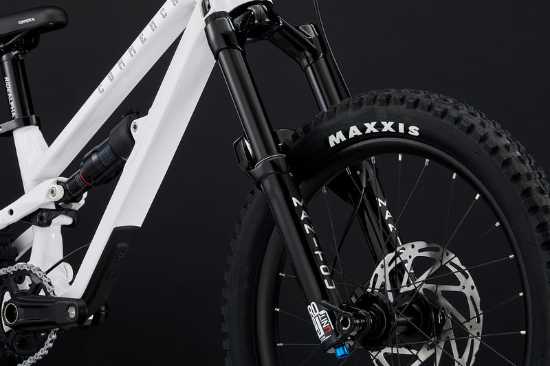 Commencal Kids Clash 20 Mountain Bike