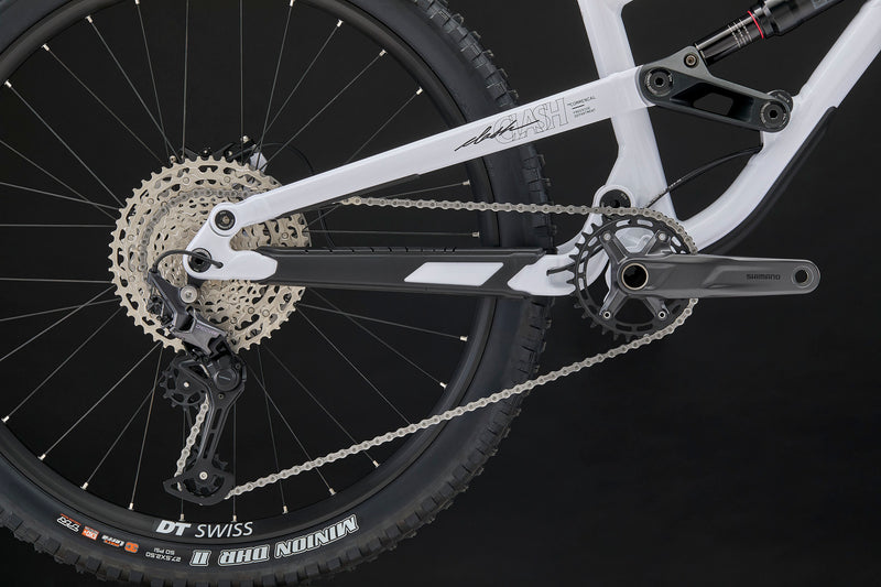 Commencal Clash Marzocchi Pure White 2027