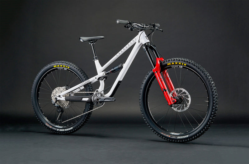 Commencal Clash XS Mountain Bike