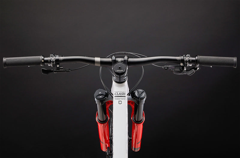 Commencal Clash XS Mountain Bike