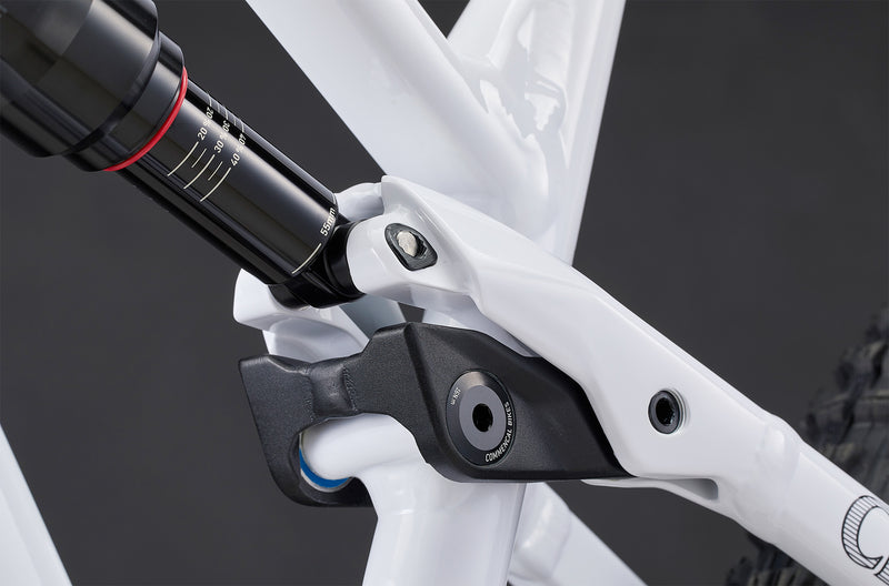 Commencal Clash XS Mountain Bike