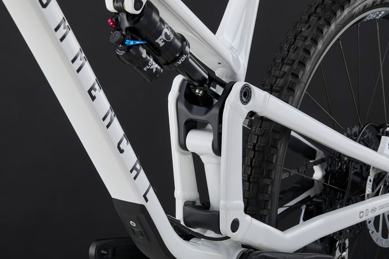 Commencal Meta V5 Essential Pure White 2027