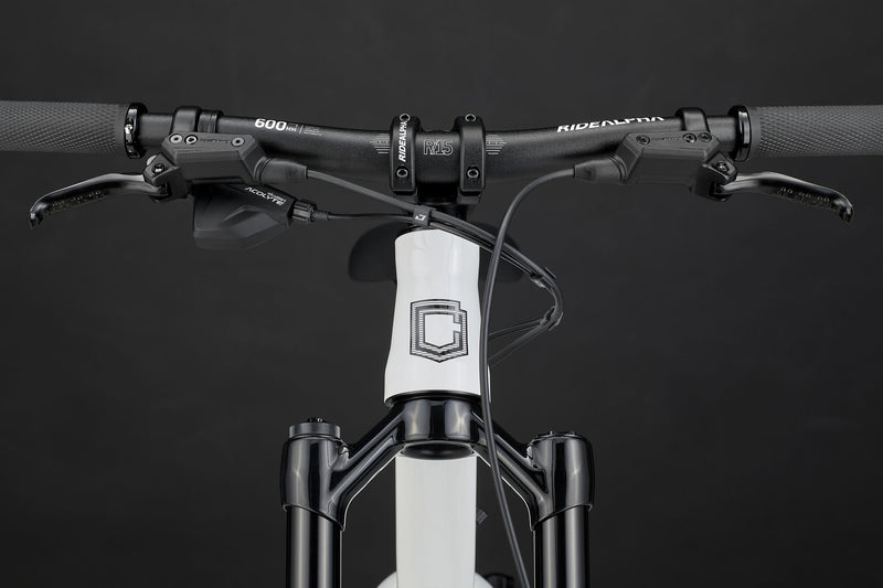 Commencal Clash 20 2027 Pure White