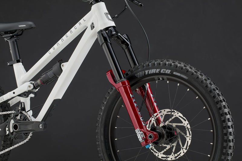 Commencal Clash 20 2027 Pure White