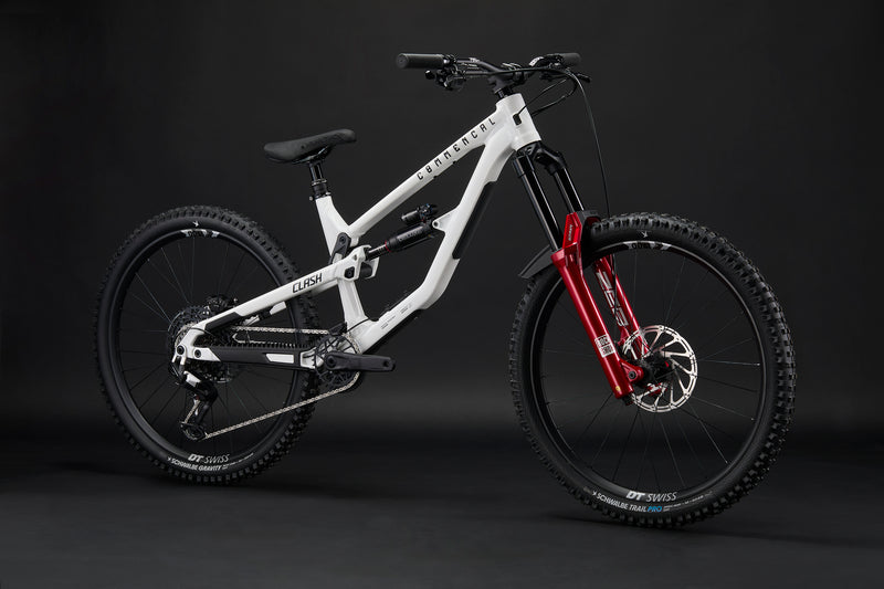Commencal Clash V3 RockShox Pure White 2027