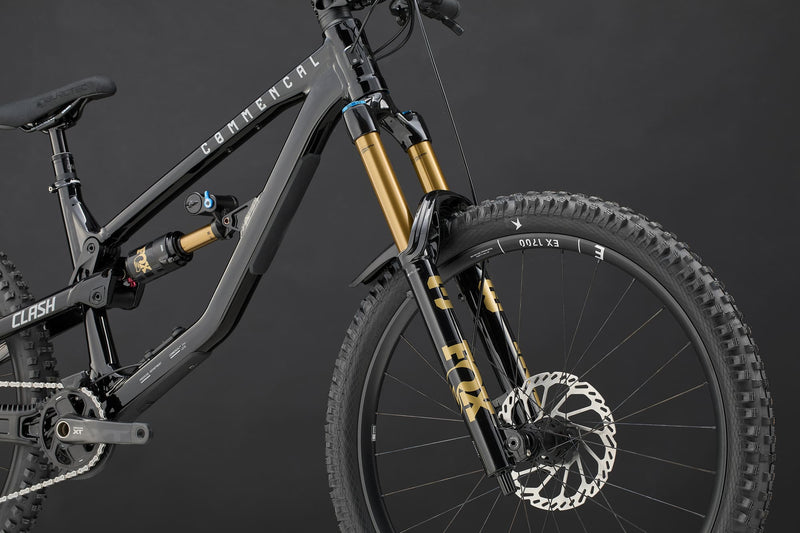 Commencal Clash V3 Signature Pure Black 2027