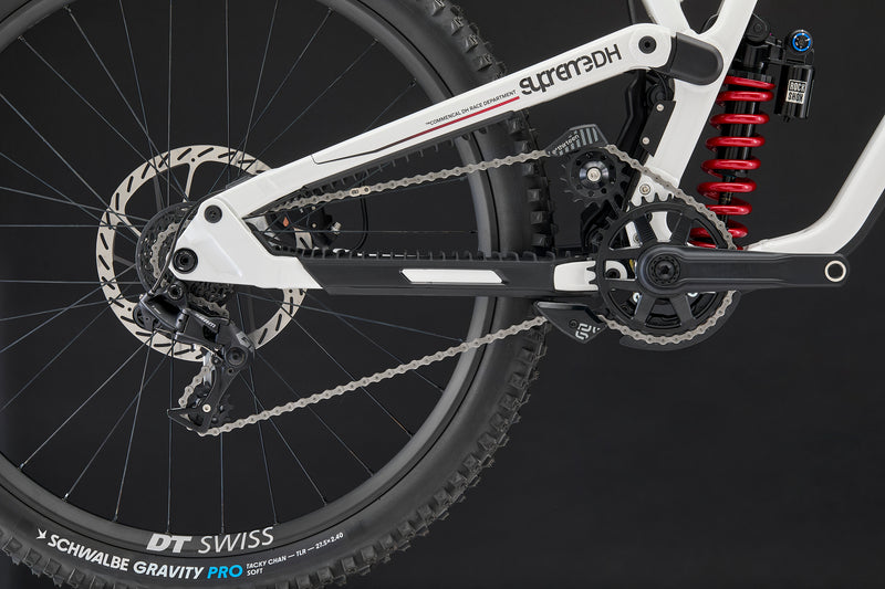 Commencal Supreme DH V5.2 RockShox Pure White 2027