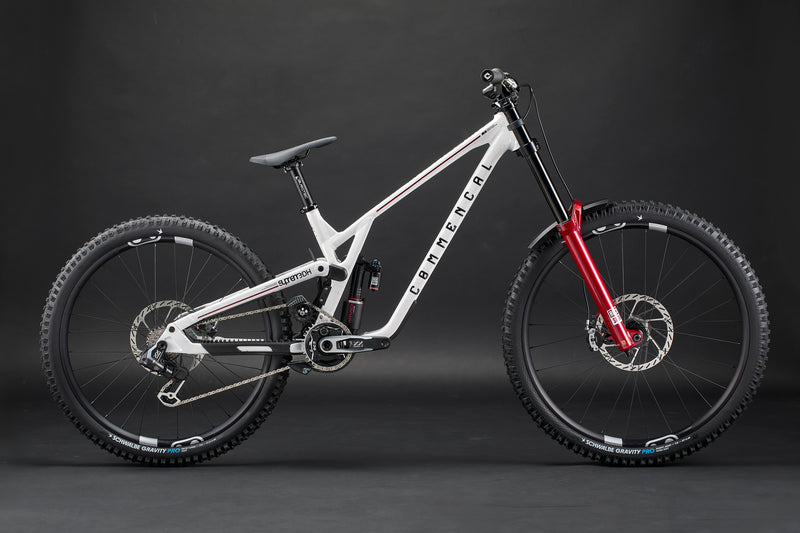 Commencal Supreme DH V5.2 Team Replica Addiction White 2027