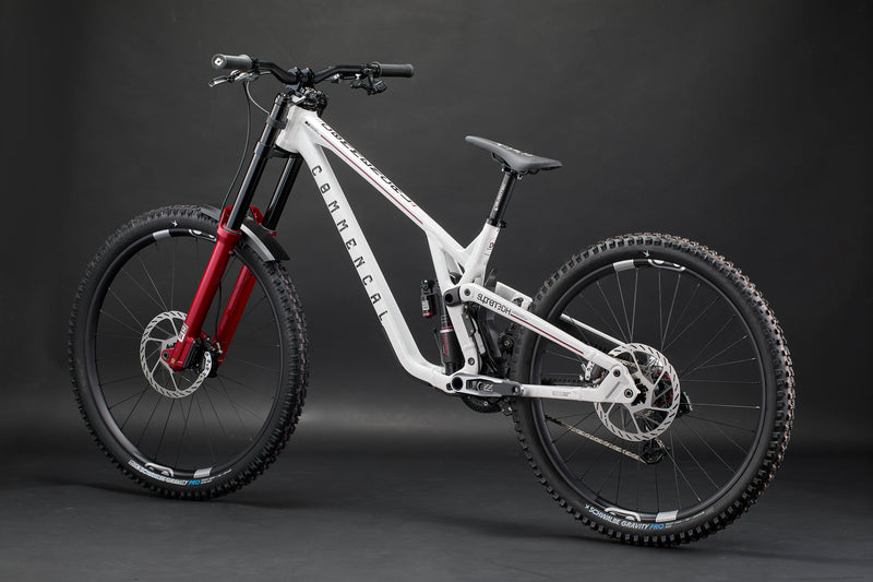 Commencal Supreme DH V5.2 Team Replica Addiction White 2027
