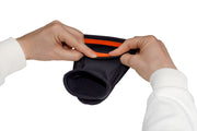 Woom NEEBOWS Elbow Pad Set - Demonstrating anti-slip insert