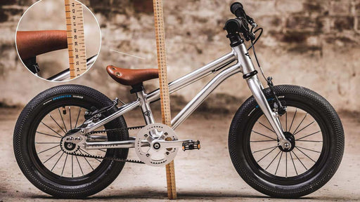 Early Rider Belter 14 Pedal Bike Standover