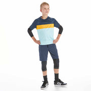 Pearl Izumi Summit Youth Knee Pad on Child