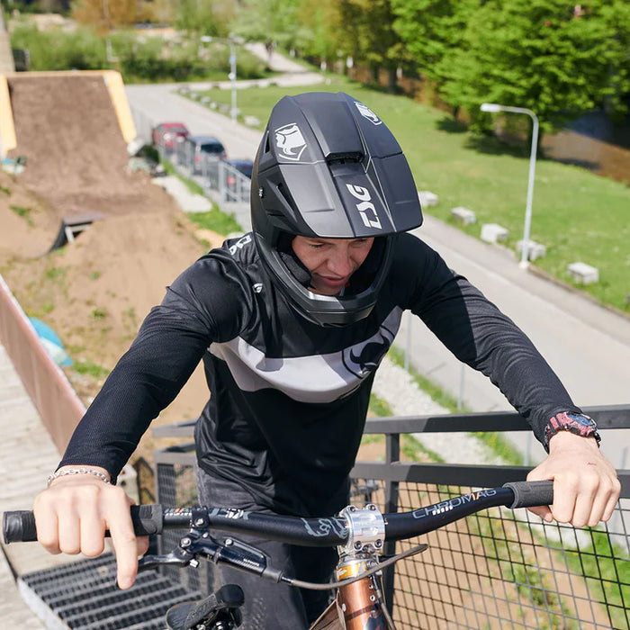 TSG Sentinel Full Face Downhill MTB Helmet