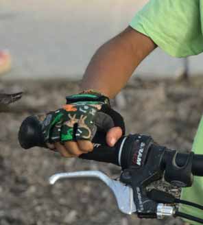 ZippyRooz Dinosaur Kids Bike Gloves